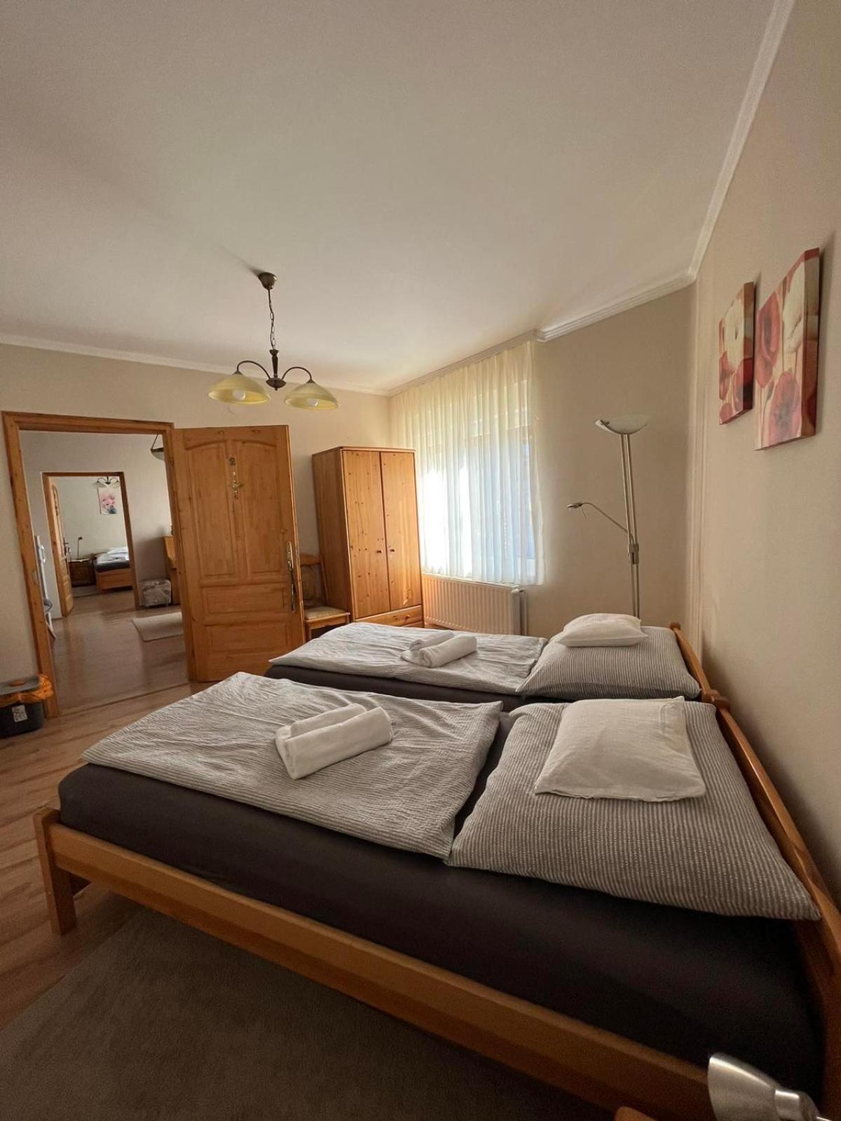 Eckhardt Vendeghaz Hotel Villany Ngoại thất bức ảnh